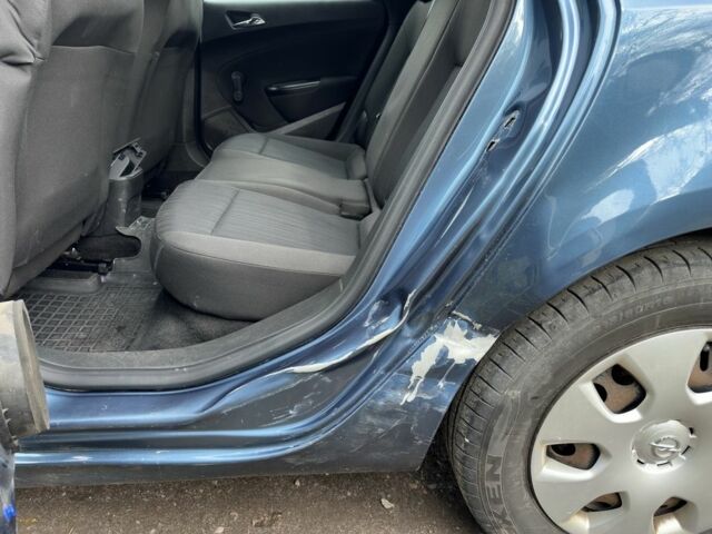Опель Астра 2015 в Львове на Automoto.ua Синий Опель Астра, объемом двигателя 1.6 л и пробегом 256 тыс. км за 4300 $, фото 11 на Automoto.ua