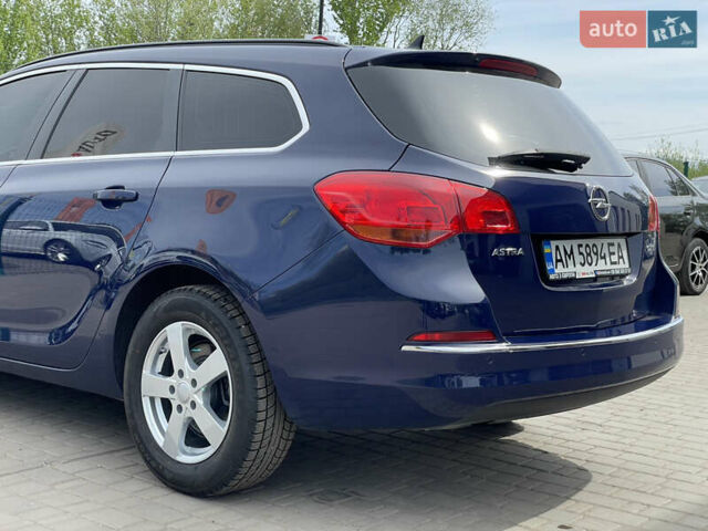 Опель Астра 2015 в Бердичеве на Automoto.ua Синий Опель Астра, объемом двигателя 1.6 л и пробегом 279 тыс. км за 8555 $, фото 18 на Automoto.ua