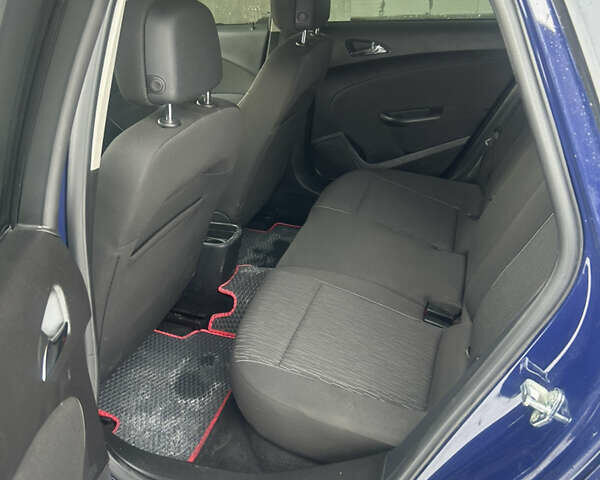 Синій Опель Астра, об'ємом двигуна 1.6 л та пробігом 189 тис. км за 9000 $, фото 8 на Automoto.ua