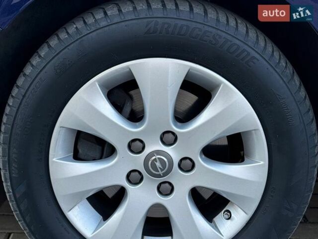 Синій Опель Астра, об'ємом двигуна 1.6 л та пробігом 248 тис. км за 7900 $, фото 6 на Automoto.ua