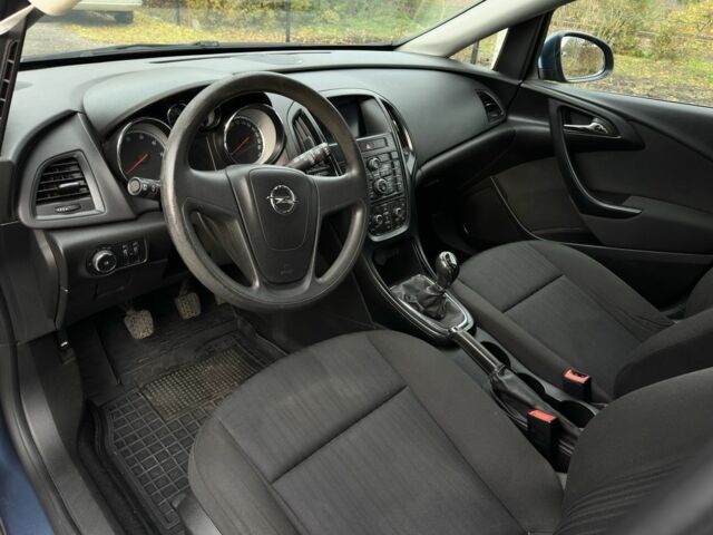 Опель Астра 2015 в Львове на Automoto.ua Синий Опель Астра, объемом двигателя 1.6 л и пробегом 256 тыс. км за 4300 $, фото 19 на Automoto.ua