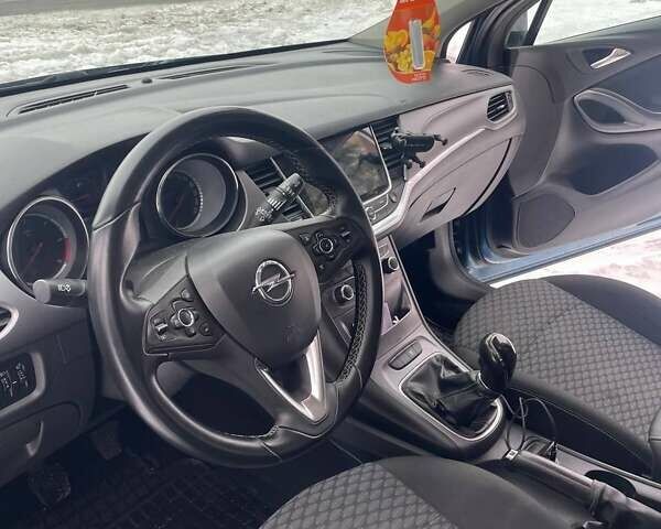 Синий Опель Астра, объемом двигателя 1.6 л и пробегом 226 тыс. км за 9400 $, фото 6 на Automoto.ua