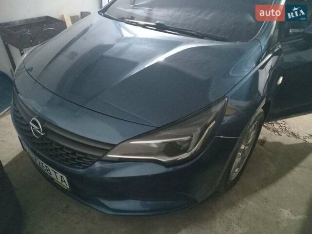 Синий Опель Астра, объемом двигателя 1.6 л и пробегом 287 тыс. км за 9600 $, фото 7 на Automoto.ua