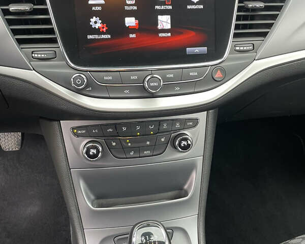 Синій Опель Астра, об'ємом двигуна 1.6 л та пробігом 38 тис. км за 12000 $, фото 8 на Automoto.ua