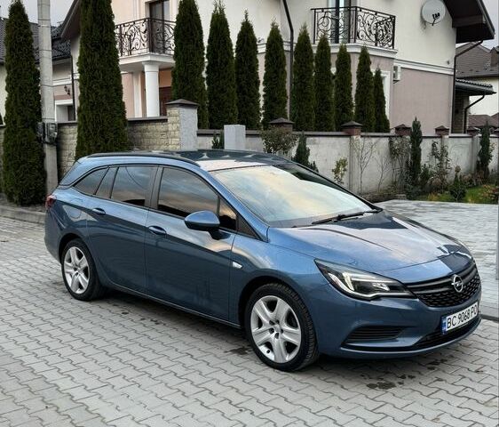 Синій Опель Астра, об'ємом двигуна 1.6 л та пробігом 190 тис. км за 9800 $, фото 2 на Automoto.ua