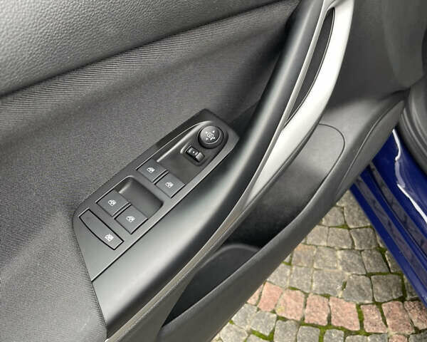 Синій Опель Астра, об'ємом двигуна 1.6 л та пробігом 38 тис. км за 12000 $, фото 7 на Automoto.ua