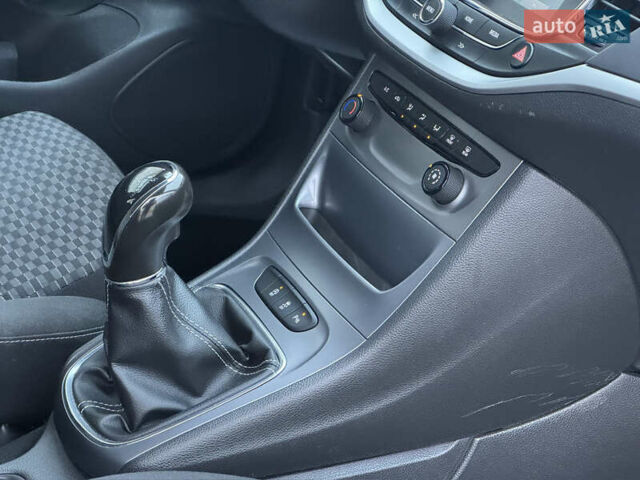 Синій Опель Астра, об'ємом двигуна 1.6 л та пробігом 165 тис. км за 9950 $, фото 89 на Automoto.ua