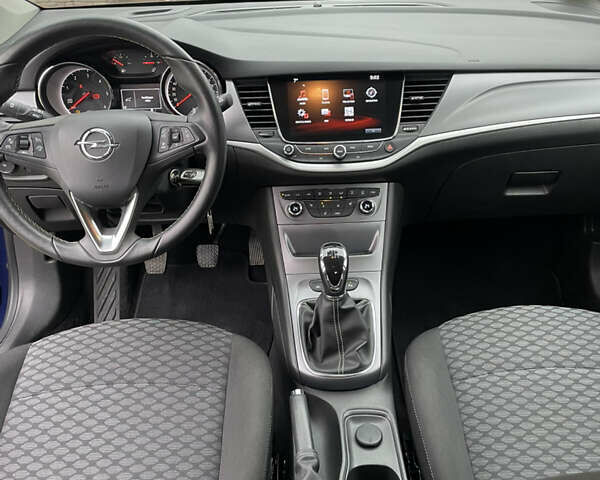 Синій Опель Астра, об'ємом двигуна 1.6 л та пробігом 38 тис. км за 12000 $, фото 4 на Automoto.ua