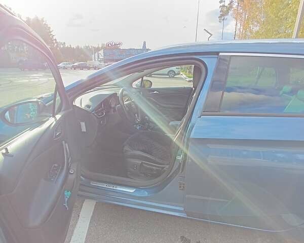 Опель Астра 2017 в Василькове на Automoto.ua Синий Опель Астра, объемом двигателя 1.6 л и пробегом 206 тыс. км за 9500 $, фото 1 на Automoto.ua