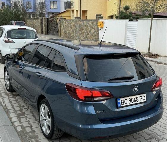 Синій Опель Астра, об'ємом двигуна 1.6 л та пробігом 190 тис. км за 9800 $, фото 3 на Automoto.ua