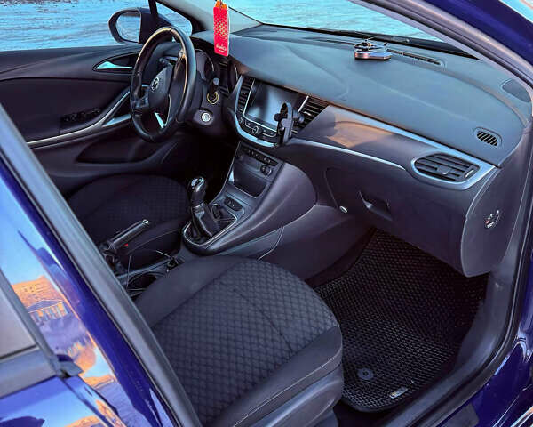 Синій Опель Астра, об'ємом двигуна 1.6 л та пробігом 243 тис. км за 11000 $, фото 14 на Automoto.ua