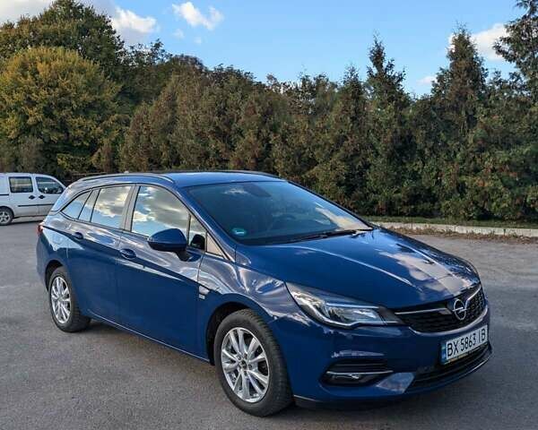 Синій Опель Астра, об'ємом двигуна 1.5 л та пробігом 122 тис. км за 10800 $, фото 4 на Automoto.ua