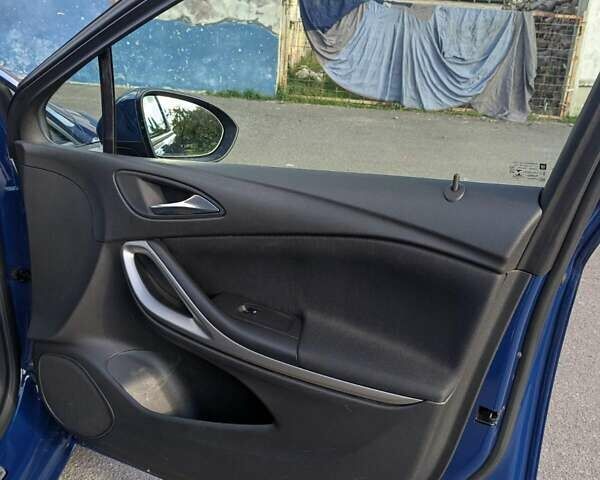 Синій Опель Астра, об'ємом двигуна 1.5 л та пробігом 122 тис. км за 10800 $, фото 11 на Automoto.ua