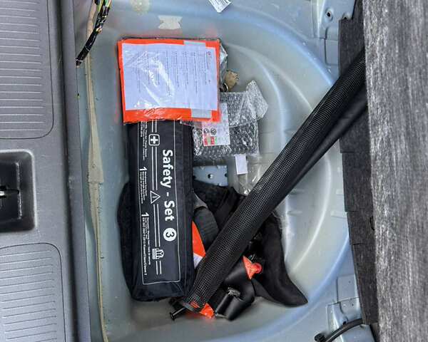 Синий Опель Астра, объемом двигателя 1.5 л и пробегом 157 тыс. км за 12900 $, фото 57 на Automoto.ua