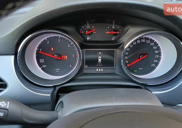 Опель Астра 2020 в Ровно на Automoto.ua Синий Опель Астра, объемом двигателя 1.5 л и пробегом 194 тыс. км за 13200 $, фото 12 на Automoto.ua