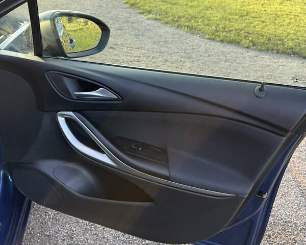 Синій Опель Астра, об'ємом двигуна 1.5 л та пробігом 157 тис. км за 12900 $, фото 50 на Automoto.ua