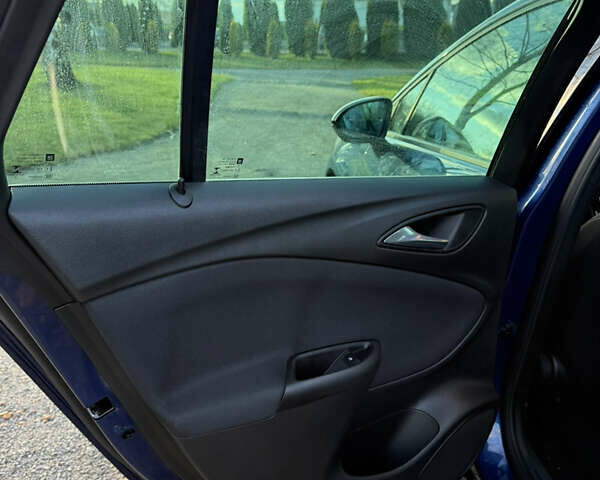 Синий Опель Астра, объемом двигателя 1.5 л и пробегом 157 тыс. км за 12900 $, фото 41 на Automoto.ua