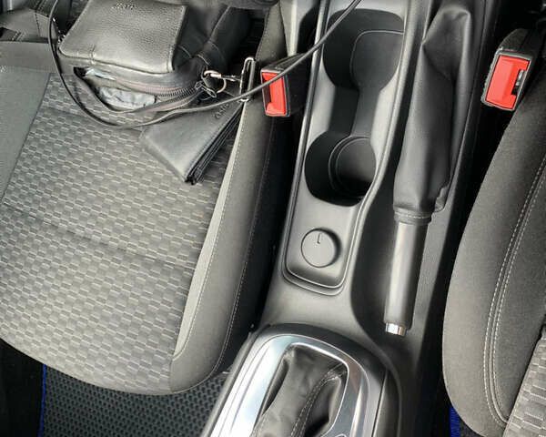 Синий Опель Астра, объемом двигателя 1.5 л и пробегом 150 тыс. км за 14500 $, фото 24 на Automoto.ua