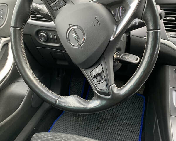 Синий Опель Астра, объемом двигателя 1.5 л и пробегом 150 тыс. км за 14500 $, фото 14 на Automoto.ua