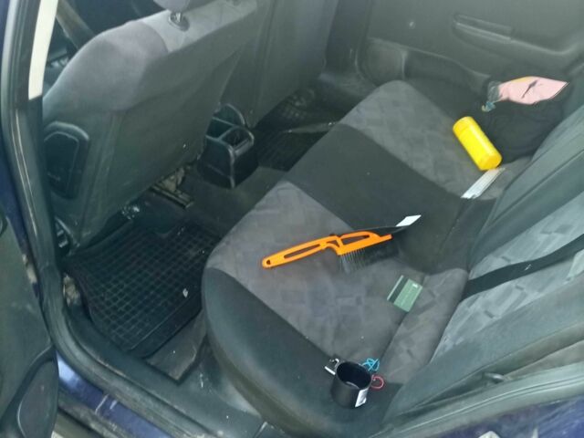 Синий Опель Астра, объемом двигателя 1.8 л и пробегом 266 тыс. км за 1549 $, фото 6 на Automoto.ua