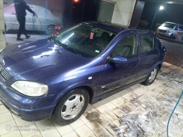 Синий Опель Астра, объемом двигателя 1.8 л и пробегом 266 тыс. км за 1549 $, фото 1 на Automoto.ua