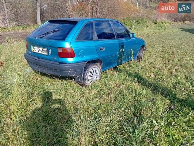 Зеленый Опель Астра, объемом двигателя 1.6 л и пробегом 258 тыс. км за 1393 $, фото 7 на Automoto.ua