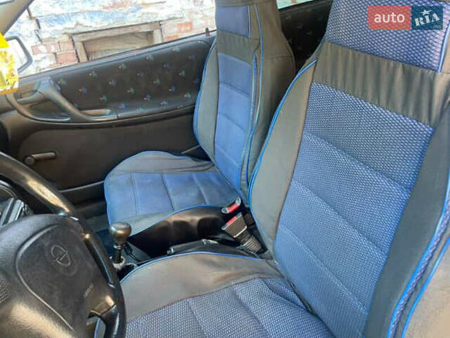 Зеленый Опель Астра, объемом двигателя 1.39 л и пробегом 300 тыс. км за 800 $, фото 8 на Automoto.ua