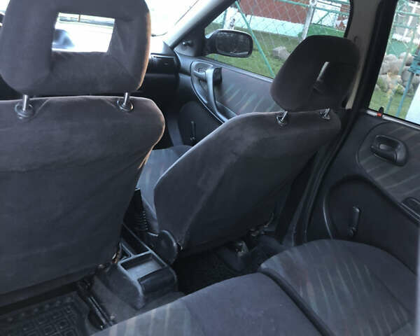 Зеленый Опель Астра, объемом двигателя 1.62 л и пробегом 340 тыс. км за 2100 $, фото 6 на Automoto.ua