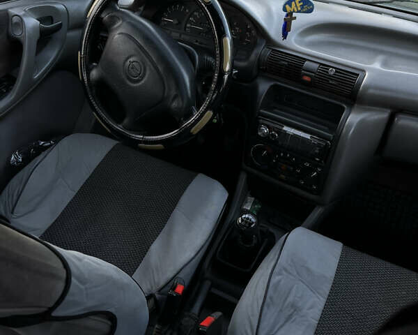 Зелений Опель Астра, об'ємом двигуна 1.7 л та пробігом 417 тис. км за 2500 $, фото 20 на Automoto.ua