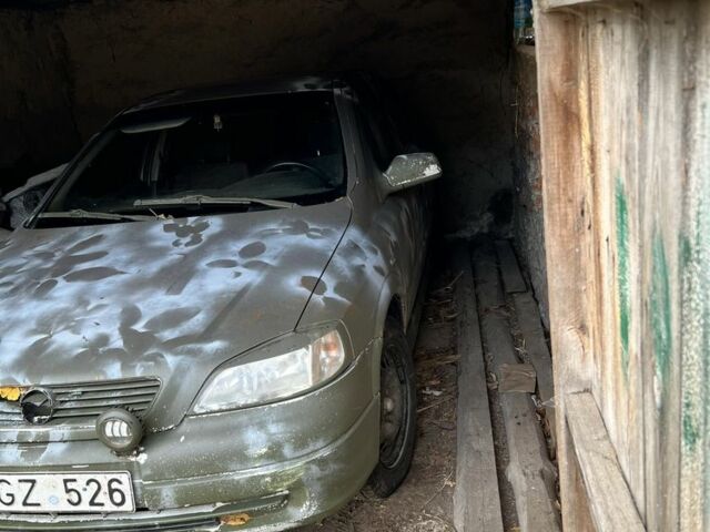 Зеленый Опель Астра, объемом двигателя 2 л и пробегом 3 тыс. км за 935 $, фото 1 на Automoto.ua