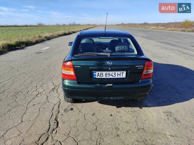 Зеленый Опель Астра, объемом двигателя 1.6 л и пробегом 211 тыс. км за 4300 $, фото 9 на Automoto.ua