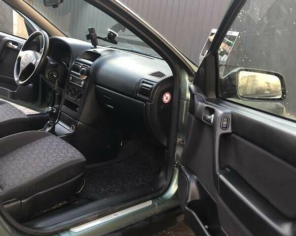 Опель Астра 2000 в Ивано-Франковске на Automoto.ua Зеленый Опель Астра, объемом двигателя 1.6 л и пробегом 254 тыс. км за 3350 $, фото 9 на Automoto.ua