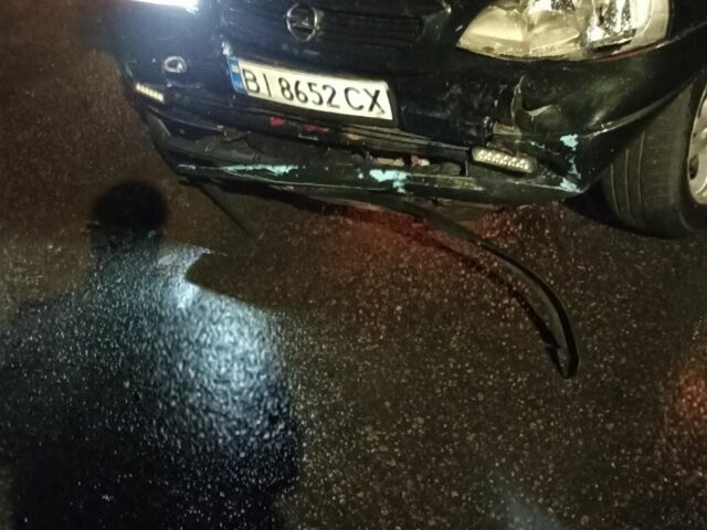 Зеленый Опель Астра, объемом двигателя 1.6 л и пробегом 300 тыс. км за 1100 $, фото 4 на Automoto.ua