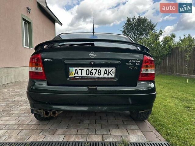 Зеленый Опель Астра, объемом двигателя 1.4 л и пробегом 178 тыс. км за 3600 $, фото 3 на Automoto.ua