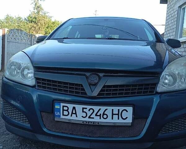 Зеленый Опель Астра, объемом двигателя 1.6 л и пробегом 243 тыс. км за 4500 $, фото 5 на Automoto.ua