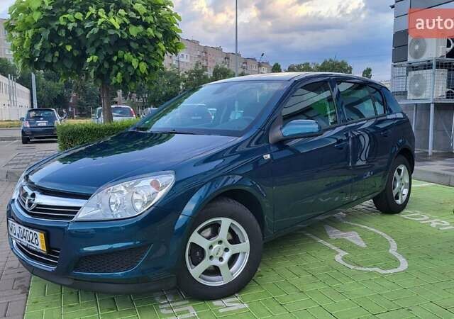 Зеленый Опель Астра, объемом двигателя 1.6 л и пробегом 173 тыс. км за 5950 $, фото 6 на Automoto.ua