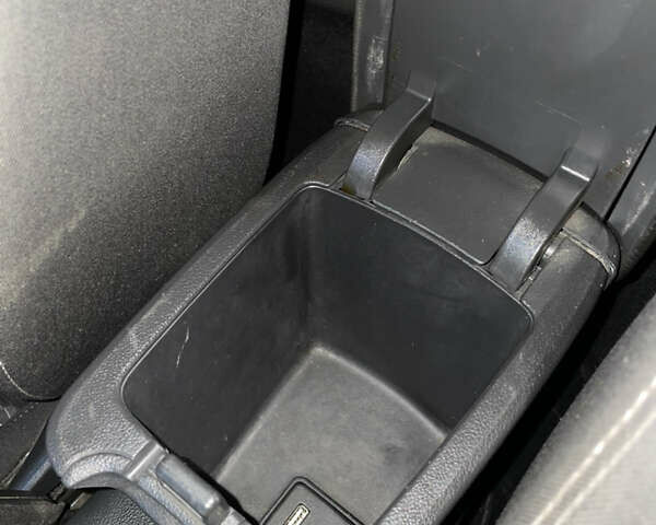 Зеленый Опель Астра, объемом двигателя 1.6 л и пробегом 260 тыс. км за 8900 $, фото 25 на Automoto.ua