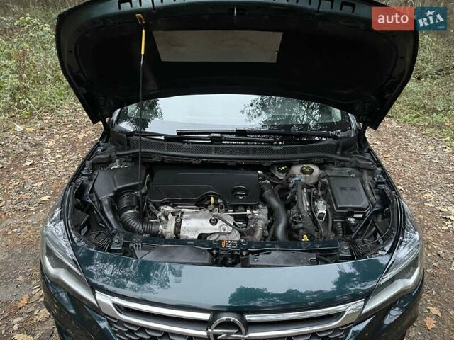 Зеленый Опель Астра, объемом двигателя 1.6 л и пробегом 260 тыс. км за 8900 $, фото 40 на Automoto.ua