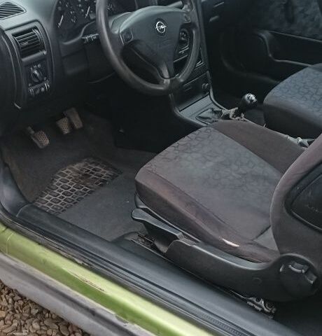 Зелений Опель Астра, об'ємом двигуна 0 л та пробігом 190 тис. км за 1000 $, фото 6 на Automoto.ua