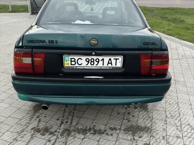 Зеленый Опель Астра, объемом двигателя 1.6 л и пробегом 491 тыс. км за 850 $, фото 3 на Automoto.ua