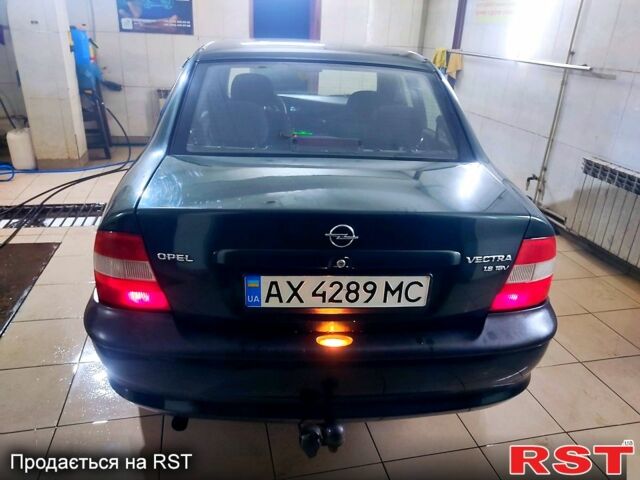 Зеленый Опель Астра, объемом двигателя 1.8 л и пробегом 280 тыс. км за 2200 $, фото 7 на Automoto.ua