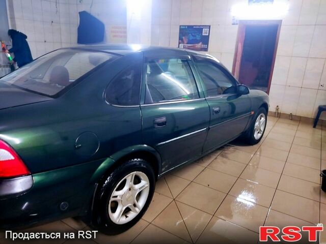 Зеленый Опель Астра, объемом двигателя 1.8 л и пробегом 280 тыс. км за 2200 $, фото 6 на Automoto.ua