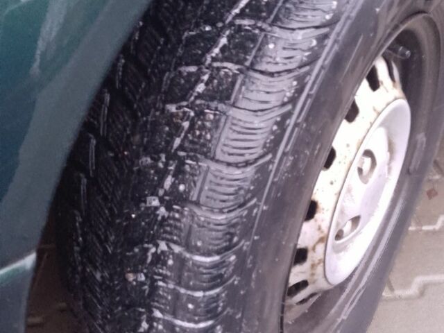 Зеленый Опель Астра, объемом двигателя 1.4 л и пробегом 300 тыс. км за 2400 $, фото 5 на Automoto.ua