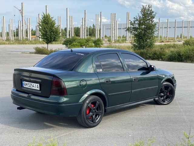 Зеленый Опель Астра, объемом двигателя 1.4 л и пробегом 220 тыс. км за 3650 $, фото 4 на Automoto.ua