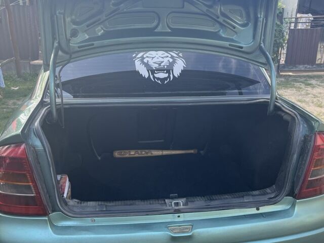 Зеленый Опель Астра, объемом двигателя 1.6 л и пробегом 350 тыс. км за 2500 $, фото 12 на Automoto.ua