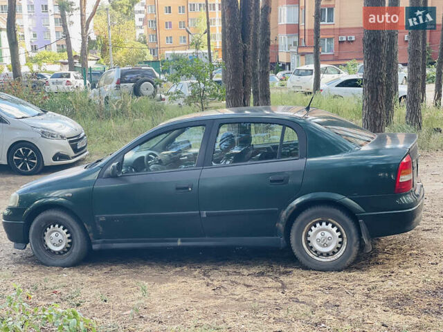 Зеленый Опель Астра, объемом двигателя 1.39 л и пробегом 384 тыс. км за 2500 $, фото 4 на Automoto.ua
