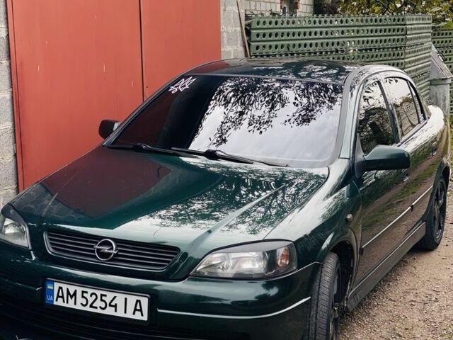 Зеленый Опель Астра, объемом двигателя 1.4 л и пробегом 220 тыс. км за 3650 $, фото 2 на Automoto.ua
