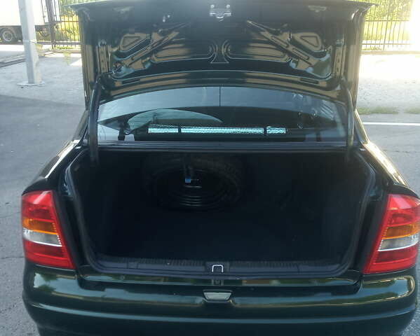 Зеленый Опель Астра, объемом двигателя 1.6 л и пробегом 269 тыс. км за 4600 $, фото 13 на Automoto.ua