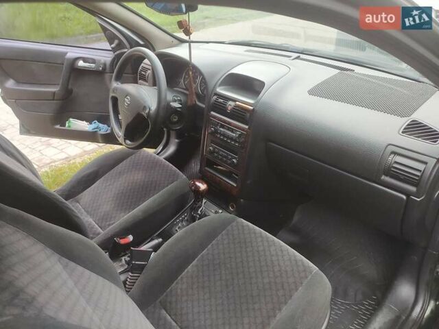 Зелений Опель Астра, об'ємом двигуна 1.99 л та пробігом 270 тис. км за 3600 $, фото 2 на Automoto.ua