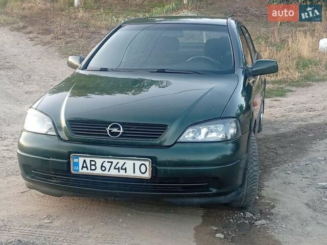 Зеленый Опель Астра, объемом двигателя 1.6 л и пробегом 260 тыс. км за 2800 $, фото 3 на Automoto.ua